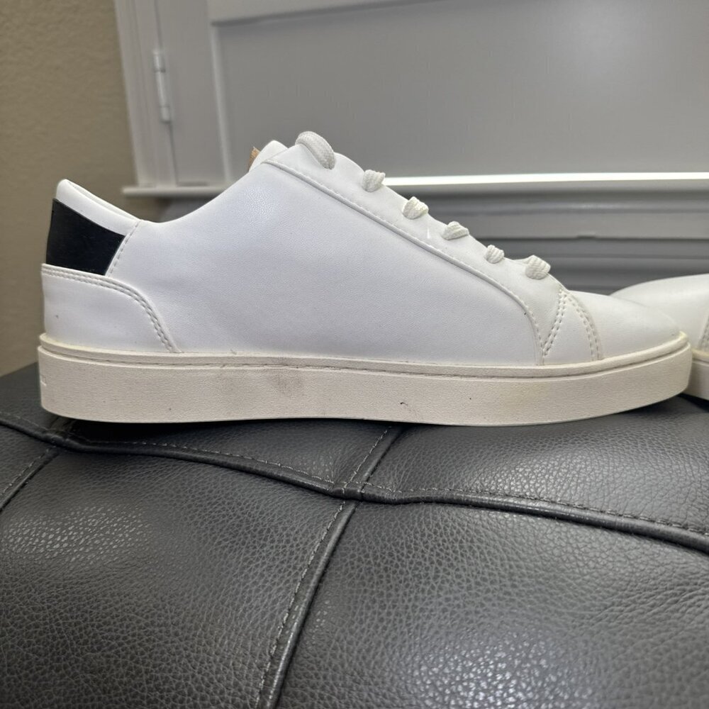 Thousand Fell White Low-top Leather Sneakers Size W 9 1/2 Black - Picture 6 of 9